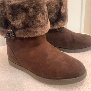 Cat & Jack Brown Fur-Trimmed Winter Boots